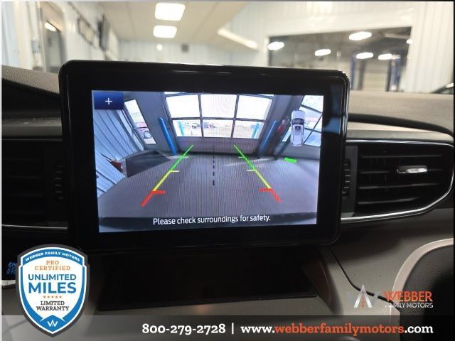 Used 2023 Ford Explorer XLT w/ Equipment Group 202A AWD/4WD image 24
