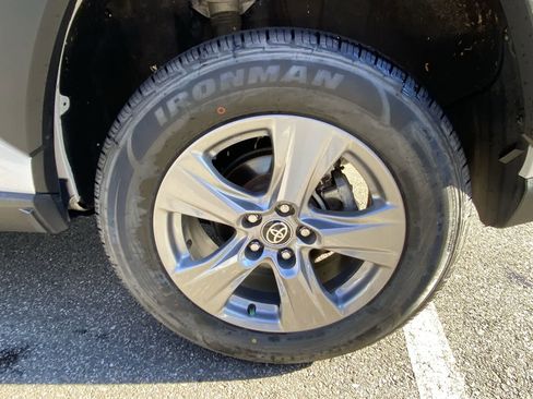 Used 2024 Toyota RAV4 XLE image 20