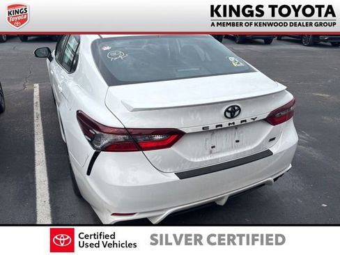Used 2023 Toyota Camry SE image 6