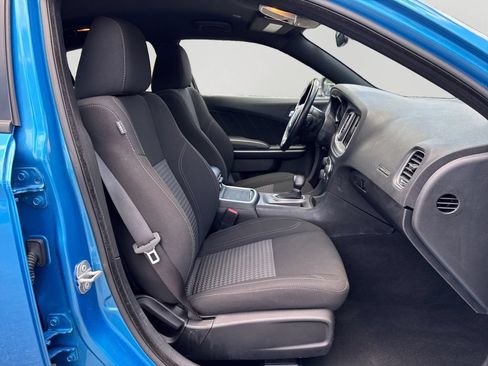 Used 2023 Dodge Charger SXT RWD image 12