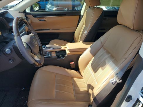 Used 2017 Lexus ES 350 image 20