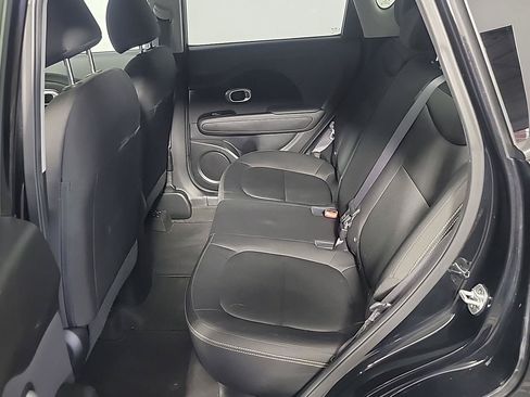 Used 2018 Kia Soul w/ Convenience Package FWD image 16