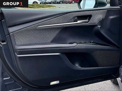 Used 2025 Toyota Camry XLE image 22