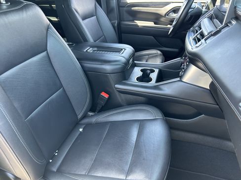Used 2024 Chevrolet Tahoe LT AWD/4WD image 11