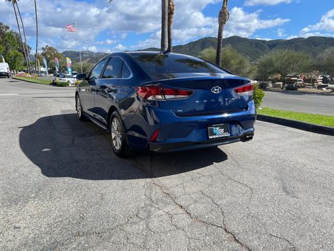 Used 2019 Hyundai Sonata SE w/ Cargo Package FWD image 7