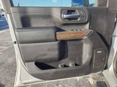 Used 2023 Chevrolet Silverado 3500 High Country w/ Z71 Off-Road Package image 34