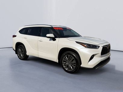 Used 2021 Toyota Highlander Platinum