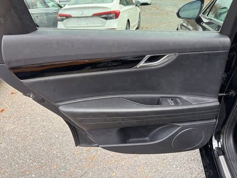 Used 2022 Genesis G80 2.5T image 14