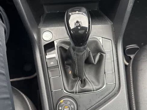 Certified 2022 Volkswagen Taos SE w/ Panoramic Sunroof Package image 20