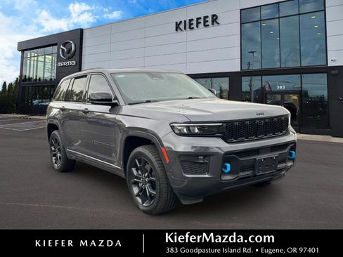 Used 2023 Jeep Grand Cherokee 30th Anniversary AWD/4WD image 1