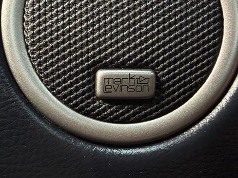 Used 2004 Lexus SC 430 Convertible RWD image 18