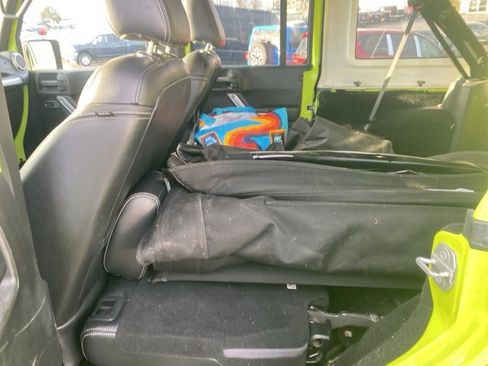 Used 2016 Jeep Wrangler Unlimited Sahara w/ Max Tow Package image 11