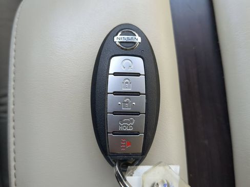 Used 2020 Nissan Murano Platinum image 24