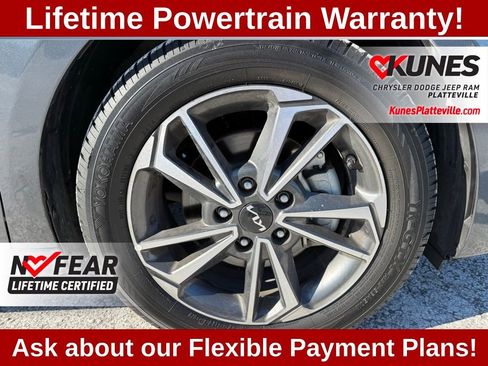 Used 2022 Kia Forte LXS w/ LXS Technology Package image 12