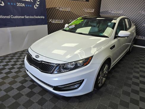 Used 2013 Kia Optima SX w/ Limited Pkg image 2