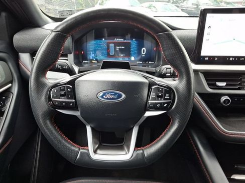 Certified 2025 Ford Explorer ST-Line AWD/4WD image 21