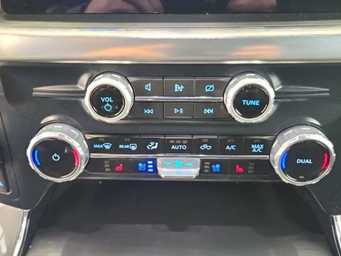 Certified 2023 Ford F150 Lariat AWD/4WD image 18