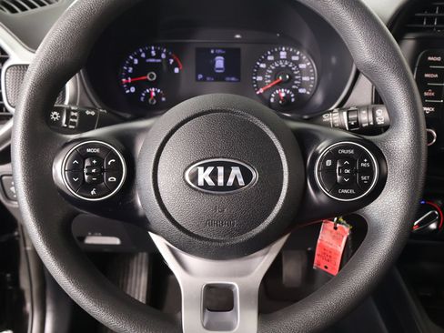Used 2021 Kia Soul S FWD image 3