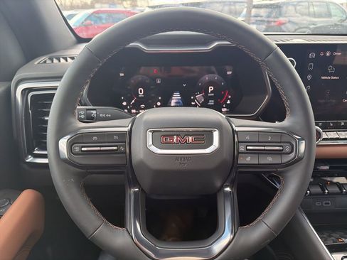 Used 2025 GMC Canyon AT4 w/ Technology Plus Package image 7