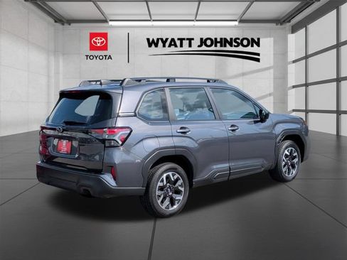 Used 2026 Subaru Forester w/ Base/Premium Plus Package AWD/4WD image 8