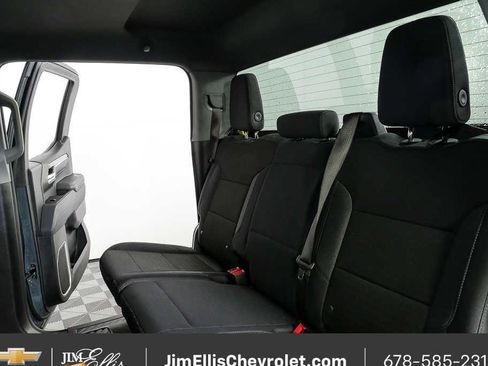 Certified 2025 Chevrolet Silverado 1500 LT AWD/4WD image 18