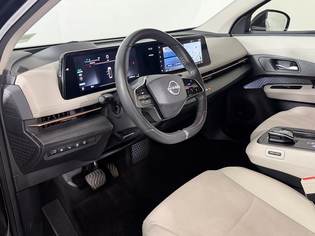 Used 2024 Nissan Ariya AWD image 18