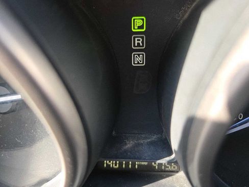 Used 2012 MAZDA MAZDA3 i Touring FWD image 12