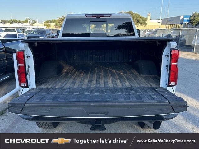 Used 2026 Chevrolet Silverado 2500 ZR2 AWD/4WD image 31