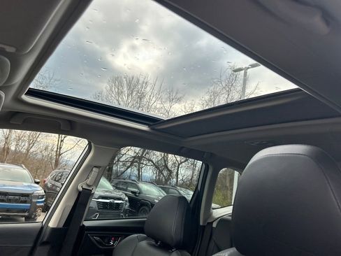 Certified 2023 Subaru Forester Touring AWD/4WD image 29