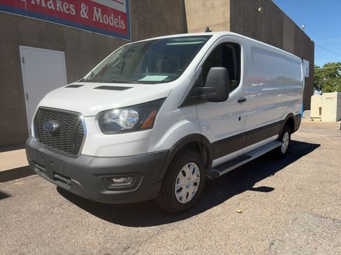 Used 2024 Ford Transit 250 Low Roof w/ Exterior Upgrade Package RWD image 6