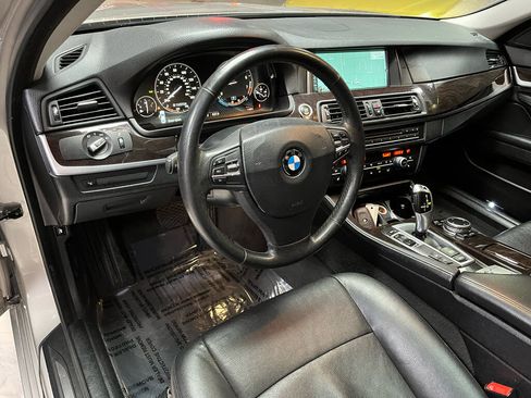 Used 2014 BMW 528i xDrive Sedan AWD/4WD image 9