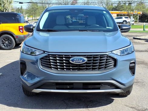 Used 2023 Ford Escape Active w/ Tech Pack #1 AWD/4WD image 8