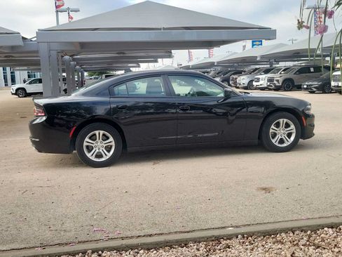 Used 2023 Dodge Charger SXT RWD image 9