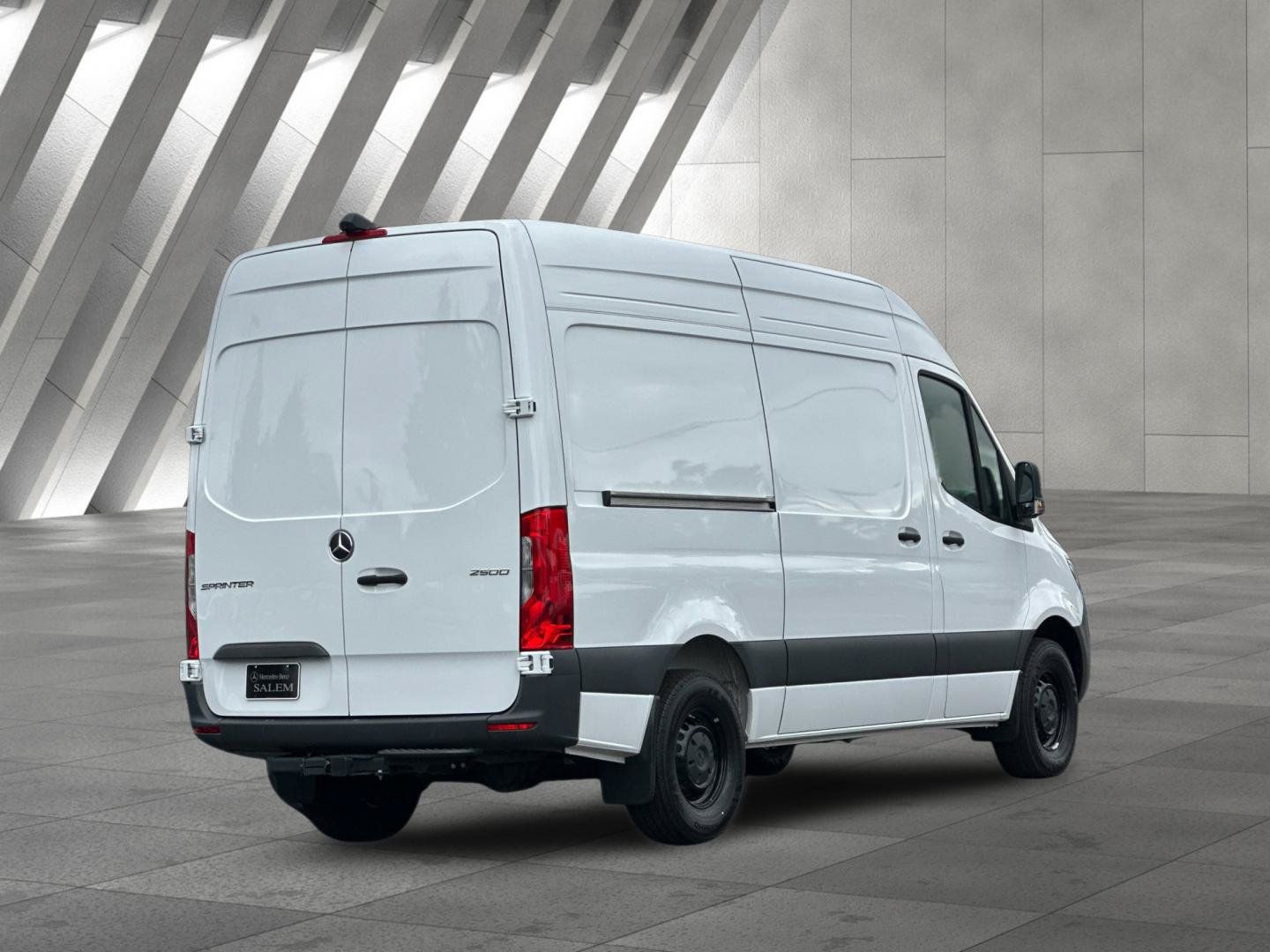 Used 2025 Mercedes-Benz Sprinter 2500 image 4