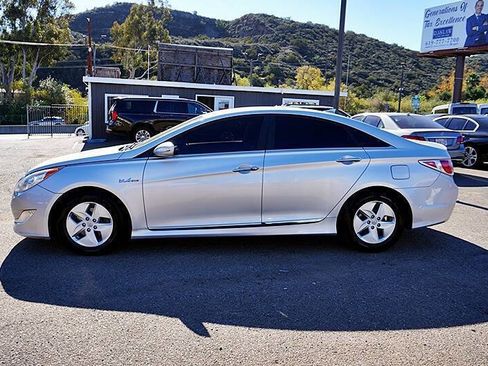 Used 2012 Hyundai Sonata Base 4dr Sedan w/ Leather Pkg image 7