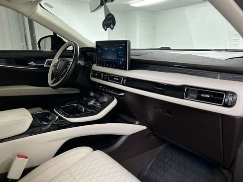 Used 2022 Lincoln Nautilus Black Label w/ Cargo Utility Package image 30