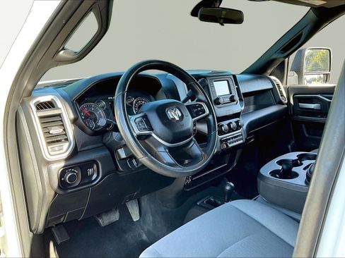 Used 2024 RAM 3500 SLT w/ Quick Order Package 2YG SLT AWD/4WD image 15
