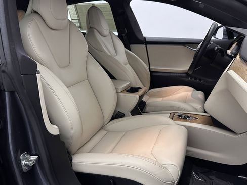 Used 2020 Tesla Model S Performance AWD/4WD image 37
