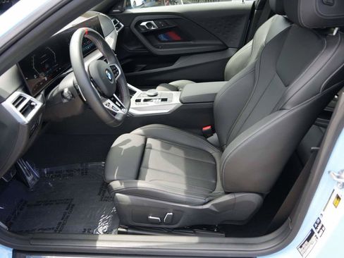 Used 2025 BMW M240i xDrive Coupe w/ Premium Package AWD/4WD image 9