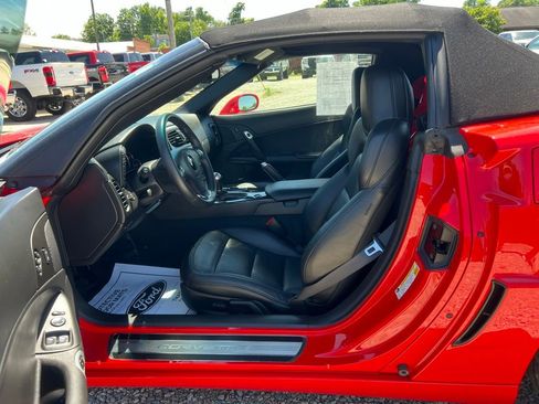 Used 2012 Chevrolet Corvette Grand Sport w/ 3LT Preferred Equipment Group RWD image 13