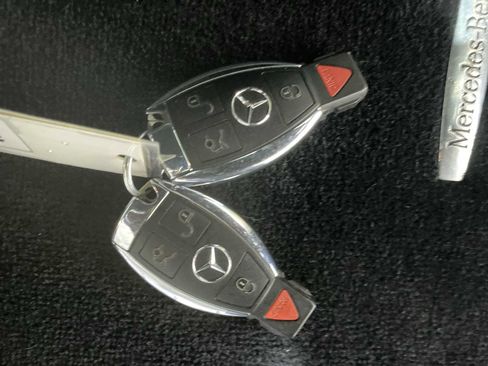 Used 2013 Mercedes-Benz E 350 4MATIC Wagon image 20