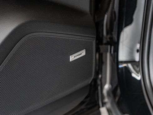 New 2025 Porsche Cayenne Coupe image 14