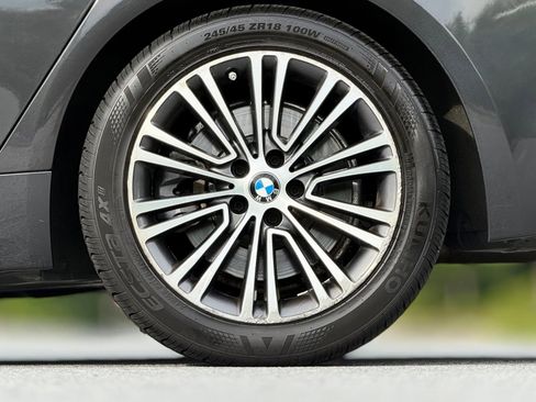 Used 2019 BMW 530i xDrive w/ Premium Package AWD/4WD image 20