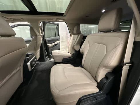 Used 2022 Ford Expedition Max Limited AWD/4WD image 20