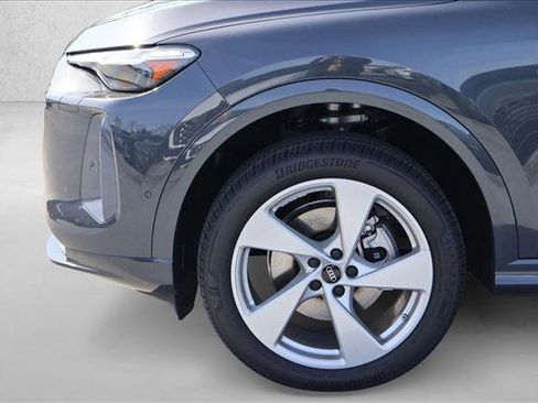 New 2025 Audi Q5 Premium Plus image 10