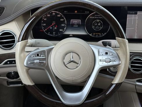 Used 2020 Mercedes-Benz S 560 4MATIC Sedan w/ Premium Package image 12