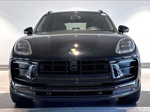 Used 2026 Porsche Macan AWD/4WD image 13