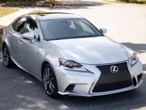 Used 2016 Lexus IS 200t w/ F Sport Package RWD image 2