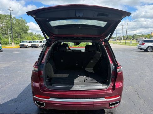 Used 2022 Jeep Grand Cherokee Summit w/ Advanced Protech Group IV AWD/4WD image 8