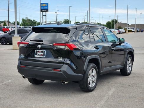 Used 2023 Toyota RAV4 XLE image 7